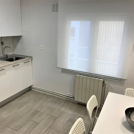 Acogedor Y Moderno Apartamento * Gijon